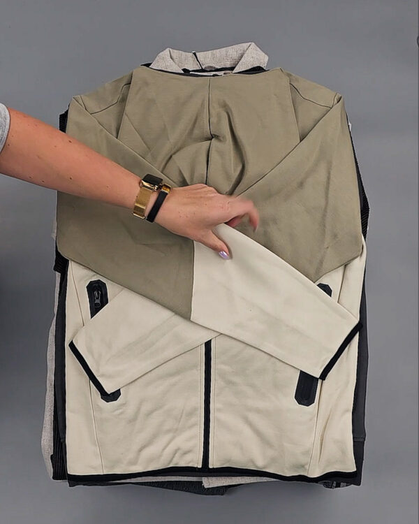 Фотография  815 - JACK JONES Men Winter mix 075#20 кг, ЛОТ № СТ-9446 оптом в Пскове и Псковской области