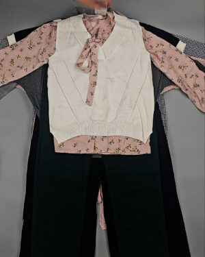 Фотография  766 - Комплекты жен Корея 085#5 кг, ЛОТ СТ-9574 оптом в Пскове и Псковской области