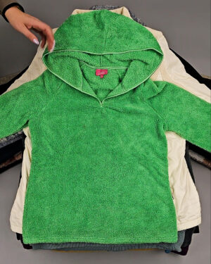 Фотография  310 - Флис#20 кг, ЛОТ № СХ-0176 оптом в Пскове и Псковской области