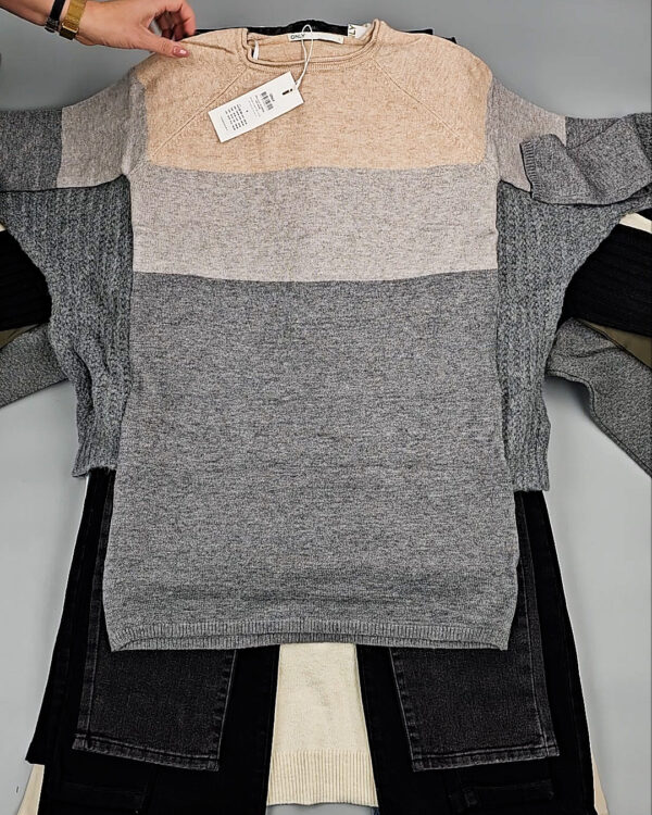 Фотография  395 - Bestseller Winter mix 104#15 кг, ЛОТ № СТ-9526 оптом в Пскове и Псковской области