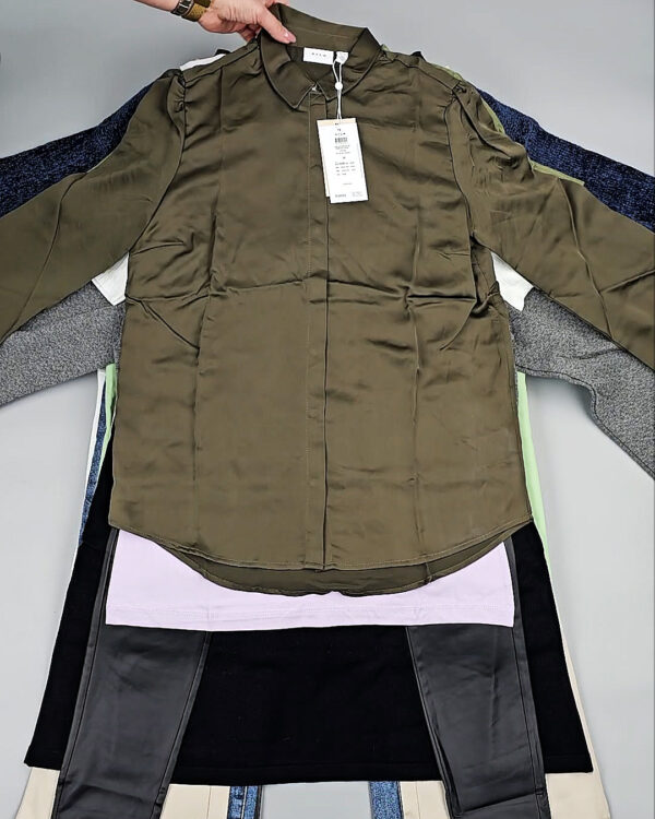 Фотография  849 - Bestseller Winter mix 104#15 кг, ЛОТ № СТ-9526 оптом в Пскове и Псковской области