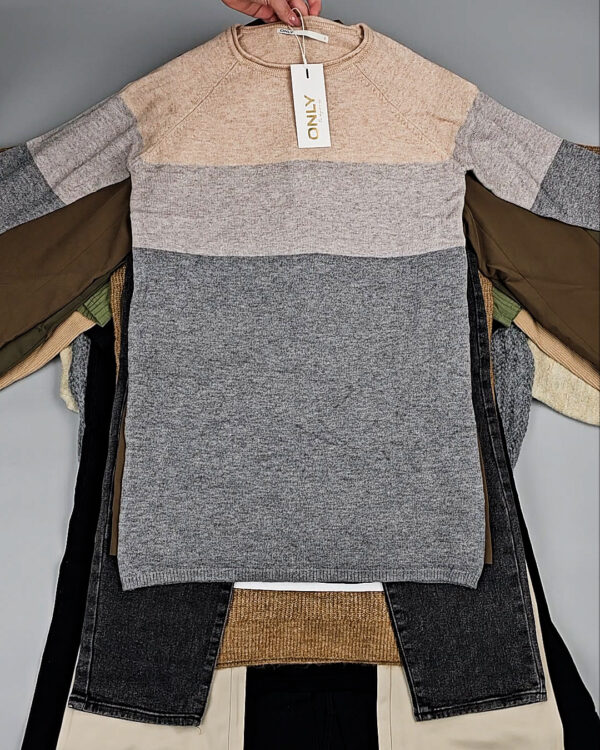 Фотография  470 - Bestseller Winter mix 104#15 кг, ЛОТ № СТ-9525 оптом в Пскове и Псковской области