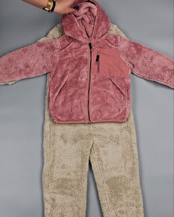 Фотография  296 - KIDS Winter СТОК 065#10 кг, ЛОТ СТ-9606 оптом в Пскове и Псковской области