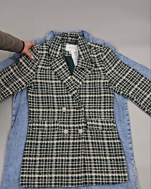 Фотография  856 - ДАНИЯ (СЫРЬЕ) 095#50 кг, ЛОТ № СТ-9518 оптом в Пскове и Псковской области