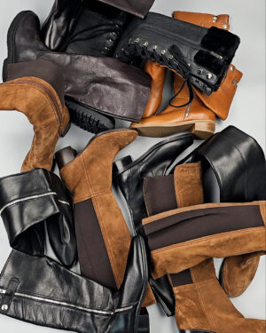 Купить Сапоги Италия #7 шт, ЛОТ СТ-9679 оптом в Пскове и Псковской области