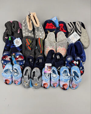 Купить Обувь домашняя дети СТОК 065#3,2 кг, ЛОТ СТ-9727 оптом в Пскове и Псковской области