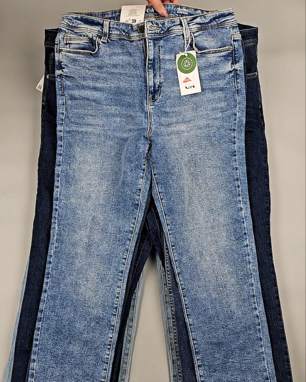 Фотография  769 - Джинсы C&A ж/м#10 кг, ЛОТ СТ-9744 оптом в Пскове и Псковской области