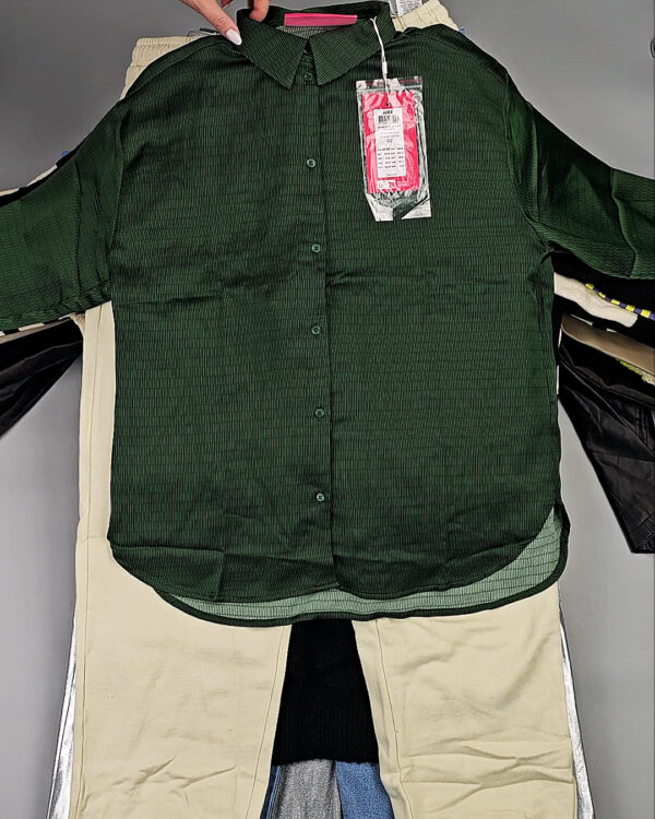 Фотография  303 - JACK JONES Women Winter mix 075 #15 кг, ЛОТ СТ-9961 оптом в Пскове и Псковской области