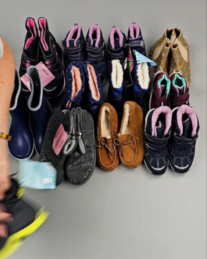 Фотография  232 - Обувь СТОК дети зима 065#6,5 кг, ЛОТ СТ-9663 оптом в Пскове и Псковской области