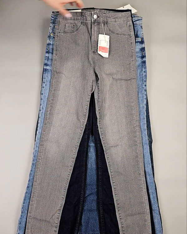 Фотография  923 - Джинсы C&A ж/м#10 кг, ЛОТ СТ-9865 оптом в Пскове и Псковской области