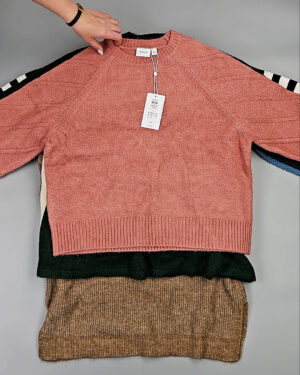 Фотография  659 - Джемпера VILA W 104#7 кг, ЛОТ СТ-9994 оптом в Пскове и Псковской области