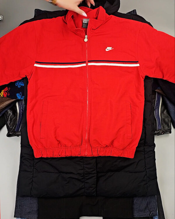 Фотография  585 - Vintage Black#50 кг, ЛОТ СХ-0210 оптом в Пскове и Псковской области