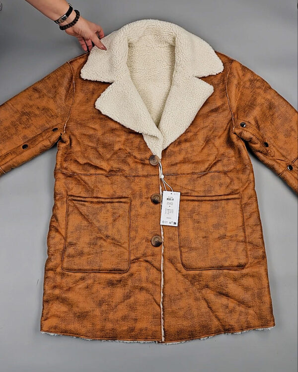 Фотография  214 - Верхняя одежда VILA 104#10 кг оптом в Пскове и Псковской области