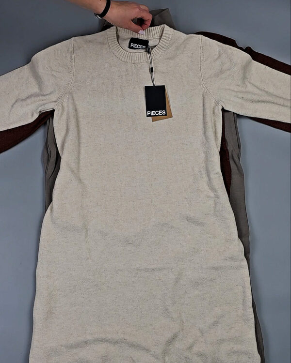 Фотография  474 - Платья Bestseller+DK Winter 035#7 кг, ЛОТ СТ-9997 оптом в Пскове и Псковской области