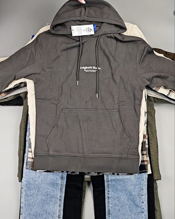 Фотография  742 - JACK JONES Men Winter mix 045#15 кг, ЛОТ СТ-9965 оптом в Пскове и Псковской области