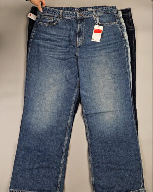 Фотография  556 - Джинсы C&A ж/м#10 кг, ЛОТ СТ-9859 оптом в Пскове и Псковской области