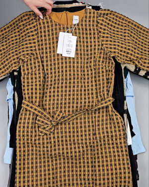 Фотография  548 - DK, Bestseller + Winter mix#15 кг, ЛОТ СТ-9957 оптом в Пскове и Псковской области