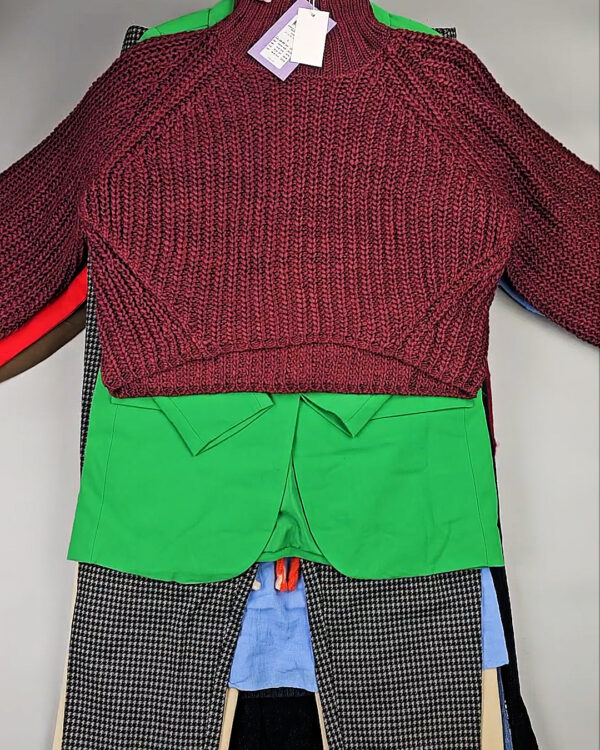 Фотография  509 - DK+Bestseller 085#16 кг, ЛОТ СТ-9950 оптом в Пскове и Псковской области